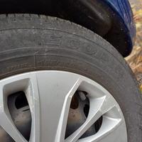 2 gomme Bridgestone Ecopia 185/65 r15 88t