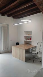 Scrivania/coworking