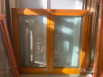 Finestra nuova artigianale legno 155x137 cm