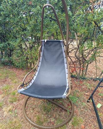 sedia a dondolo da giardino
