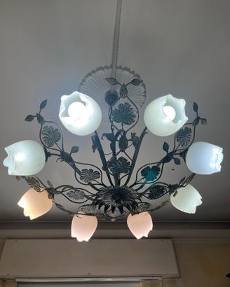 Lampadario in ferro battuto