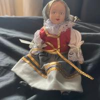 Bambola vintage in porcellana