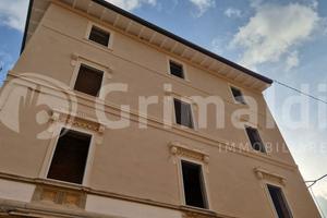 Ufficio Carrara [CAR.13 ZVCU]