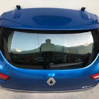 Portellone Renault Clio GT 2014 con retrocamera