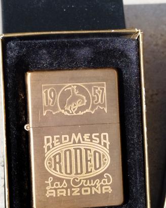 Accendino Zippo Red Mesa Rodeo 
