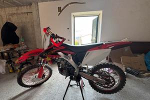 CRF250