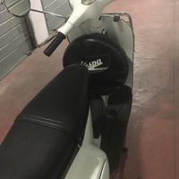 Vespa primavera 125