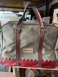 Macchina da cucire SINGER 702 vintage  completa