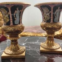 Coppia di Vasi Antichi in Porcellana Neoclassica
