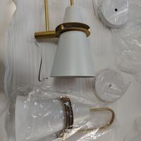 Lampada a parete moderna