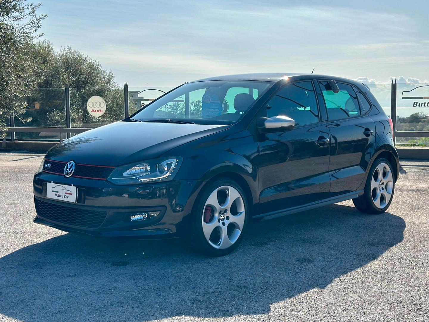 Volkswagen Polo 2011 photo 3