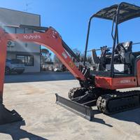 Miniescavatore Kubota KX016-4, carro variabile