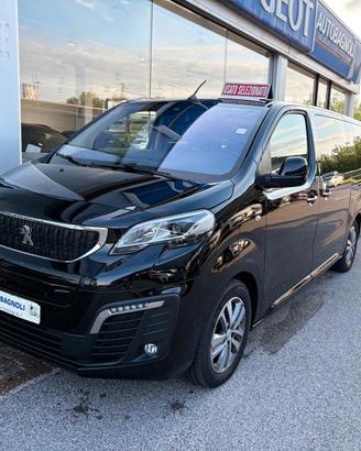 Peugeot Traveller BUSINESS VIP 75 kWh Long 8 posti
