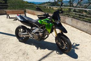 Aprilia Dorsoduro 750 (2010) 