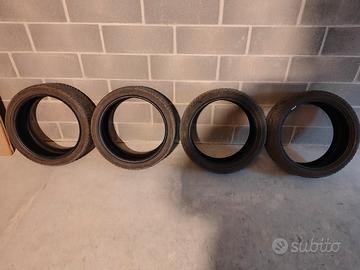 Gomme Goodyear Vector 225/40/R18 92Y 