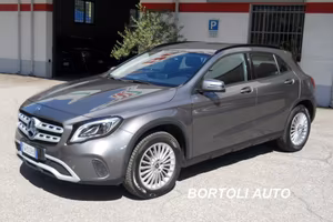 MERCEDES-BENZ GLA 200 d 98.000 KM AUTOMATICA BUS