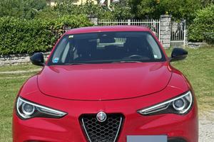 Alfa romeo stelvio Q4
