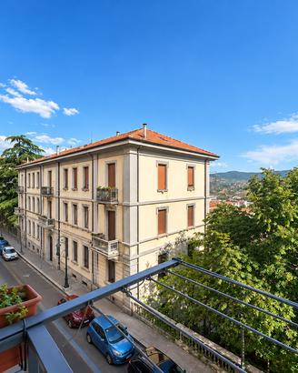 Monolocale ristrutturato con ingresso indipendente