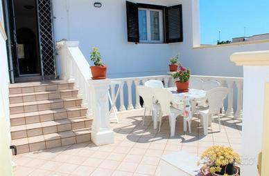 Casa a torre san giovanni a pochi metri dal mare