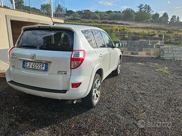 TOYOTA RAV4 3ª serie - 2011 4x4