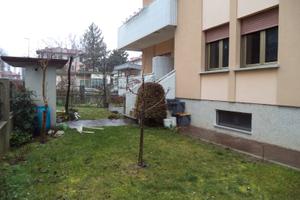 Tricamere ristrutturato col giardino a Udine