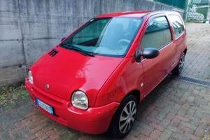 RENAULT TWINGO 1.2 AUTHETIQUE