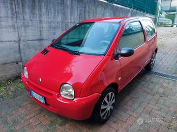 RENAULT TWINGO 1.2 AUTHETIQUE