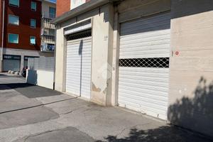 NEGOZIO A LIVORNO