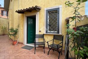 3 LOCALI A CAPENA