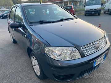 Fiat Punto 1.2 Benzina Euro4 CLIMA – NEOPATENTATI 
