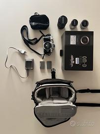 Olympus OM-D E-M10 Mark III + 3 obiettivi e kit