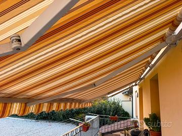 Tenda da sole motorizzata