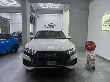 Audi Q8 SUV 45 TDI quattro tiptronic S line editio
