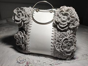 Borsa Elegante all'Uncinetto - Realizzata a Mano