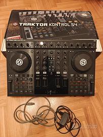 Traktor Kontrol S4 MKI Native Instruments