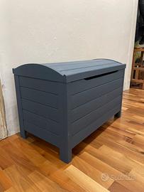 Baule contenitore in legno verniciato blu