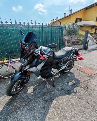 BMW F900R