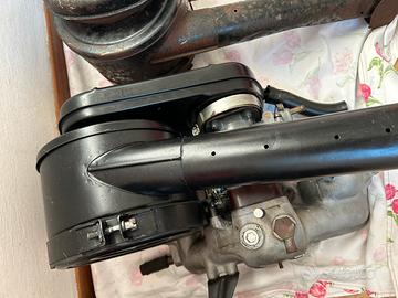 Carburatore conpleto di collettore