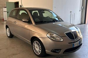 Lancia Ypsilon 1.2 Oro