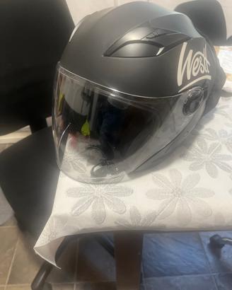Casco moto : scooter con occhialini integrati -