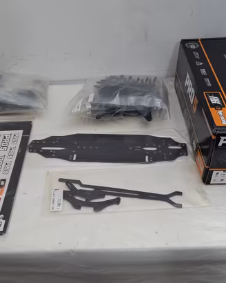 HB / HPI RACING PRO 5 – KIT DI MONTAGGIO 1/10 4WD