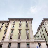 2 LOCALI A MILANO