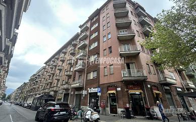 TRILOCALE CON DOPPI SERVIZI