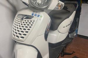 Aprilia Scarabeo 200 ie
