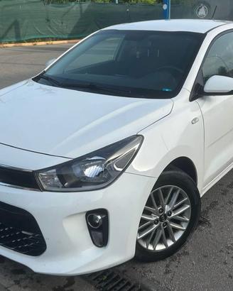 Kia Rio Gpl