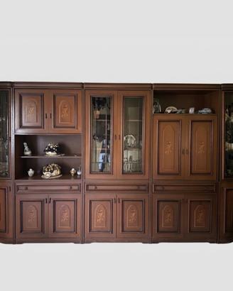 Parete attrezzata classica in legno