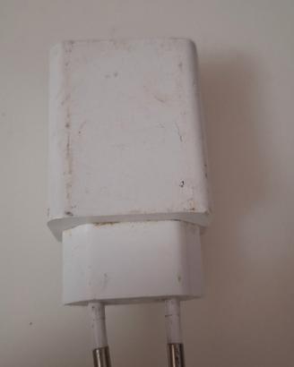 alimentatore telefono 