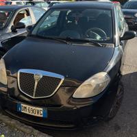 Lancia Ypsilon 1.3 Multijet MOMO DESIGN – Diesel 