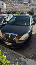 Lancia Ypsilon 1.3 Multijet MOMO DESIGN – Diesel 
