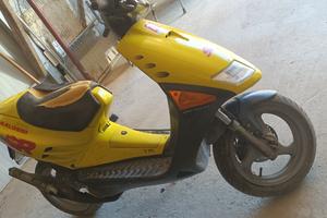 scooter Aprilia SR 